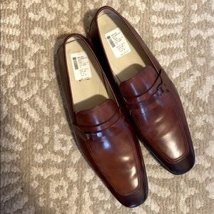 Excellent condition men’s brown dress shoes